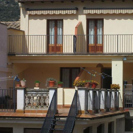 Fonda Urquizu Hotel Beceite Bagian luar foto