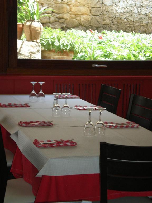 Fonda Urquizu Hotel Beceite Bagian luar foto